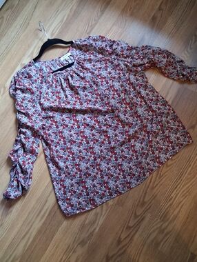 Max Studio Red Floral Long-Sleeve Blouse